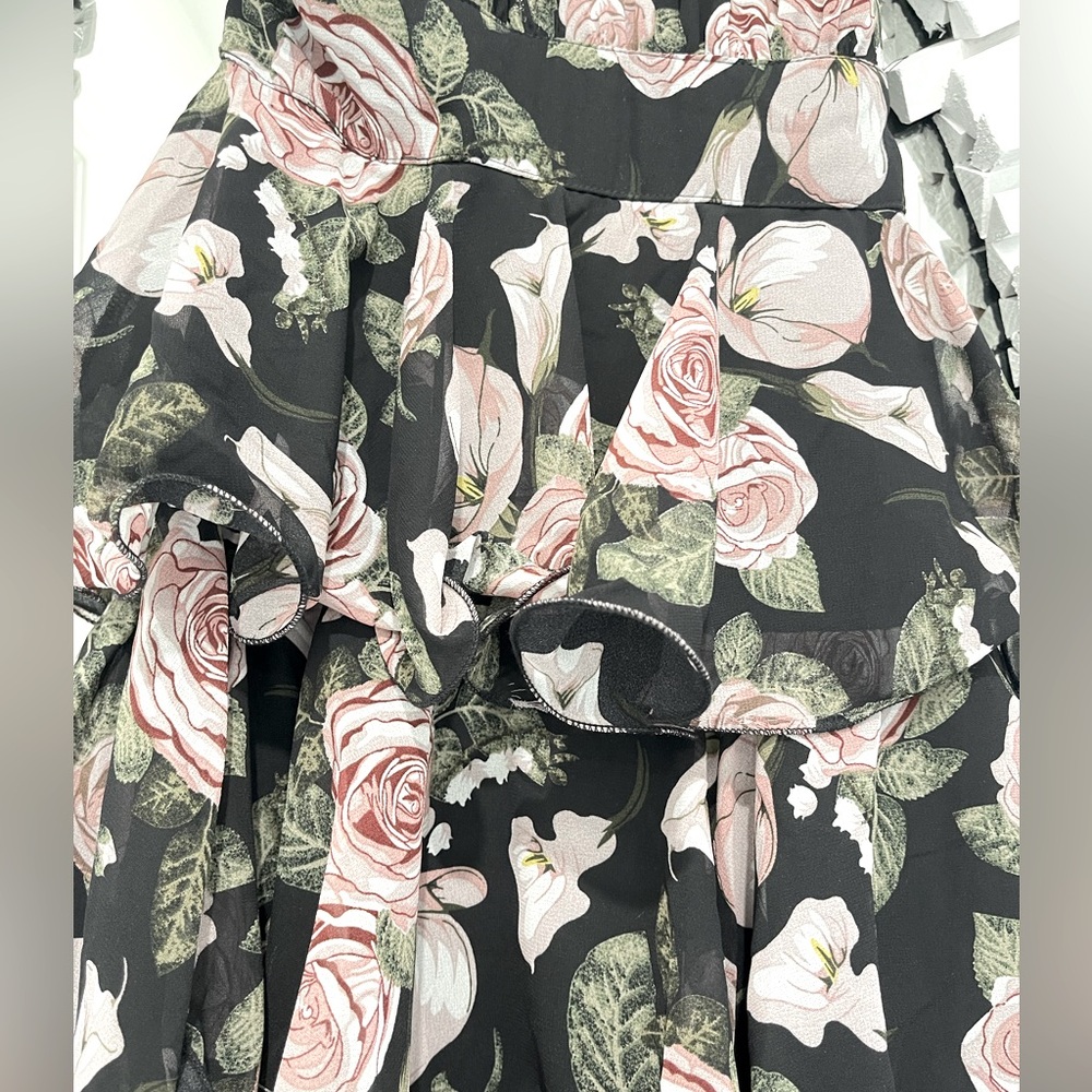 Floral Halter Ruffle Maxi Dress - Picture 5 of 5